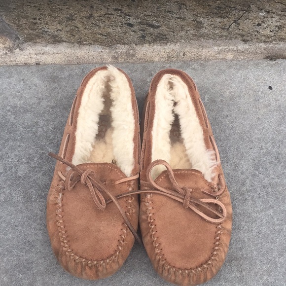 UGG Other - Ugg Kids Slippers Size 1 Shearling Lined